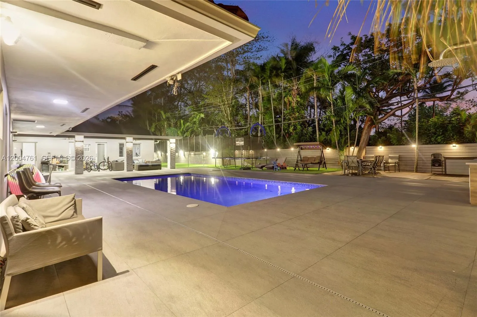 2126 Ne 187th St, North Miami Beach, Florida 33179, North Miami Beach, Florida 33179, 5 Bedrooms Bedrooms, ,3 BathroomsBathrooms,Residential,For Sale,2126 Ne 187th St, North Miami Beach, Florida 33179,A12004761