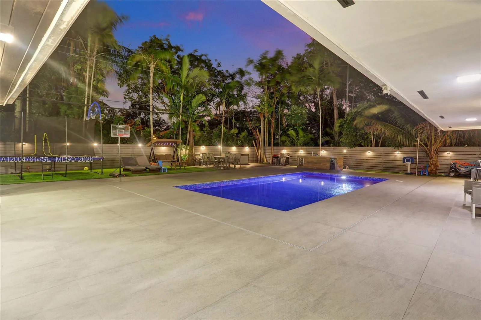 2126 Ne 187th St, North Miami Beach, Florida 33179, North Miami Beach, Florida 33179, 5 Bedrooms Bedrooms, ,3 BathroomsBathrooms,Residential,For Sale,2126 Ne 187th St, North Miami Beach, Florida 33179,A12004761