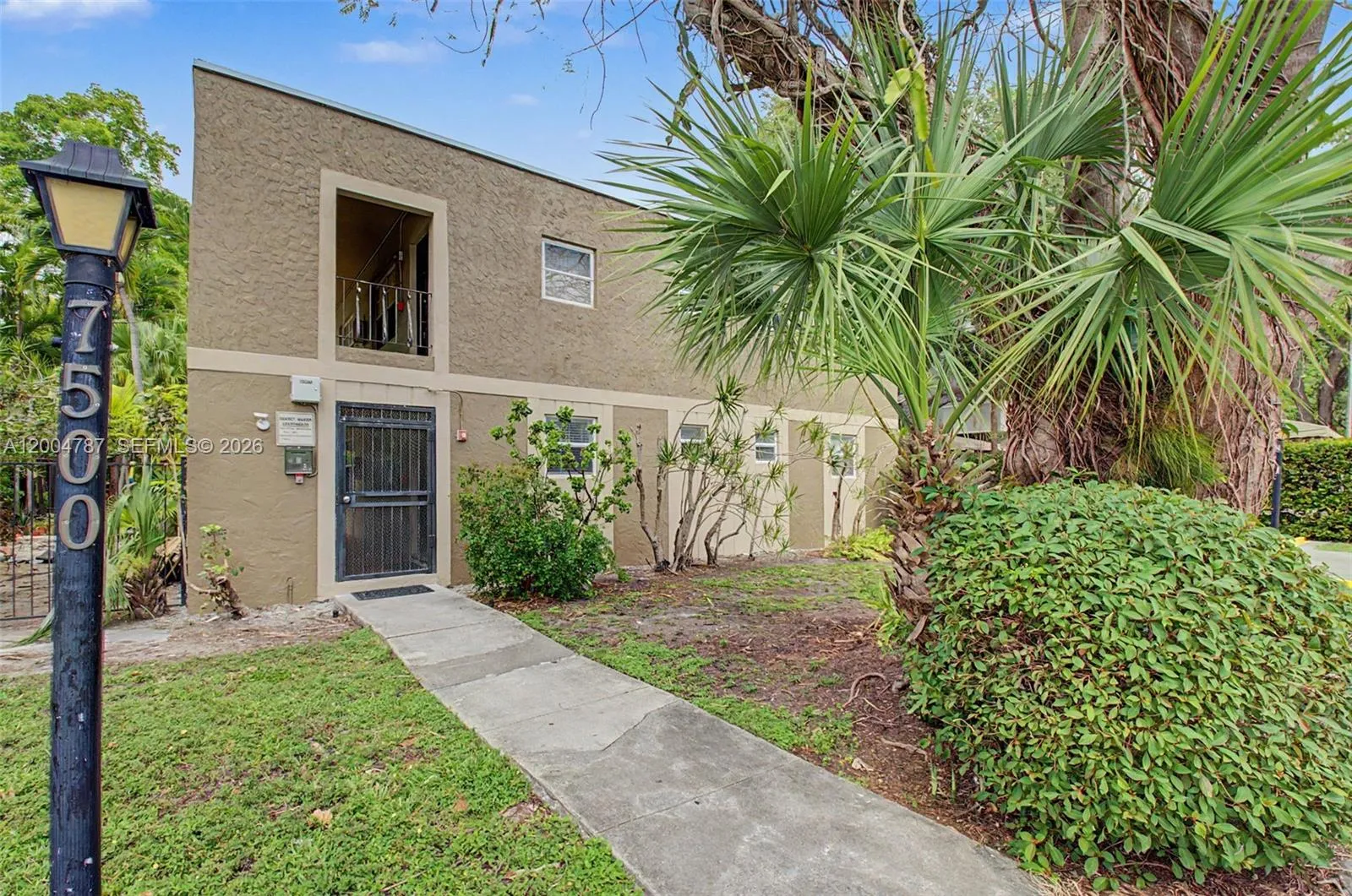 7500 Sw 59th Pl 204, South Miami, Florida 33143, South Miami, Florida 33143, 1 Bedroom Bedrooms, ,1 BathroomBathrooms,Residential Lease,For Rent,7500 Sw 59th Pl 204, South Miami, Florida 33143,A12004787