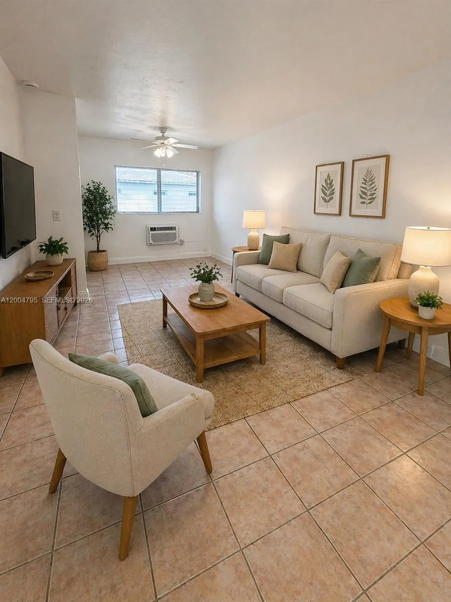 225 Madeira Ave 5, Coral Gables, Florida 33134, Coral Gables, Florida 33134, 1 Bedroom Bedrooms, ,1 BathroomBathrooms,Residential Lease,For Rent,225 Madeira Ave 5, Coral Gables, Florida 33134,A12004795