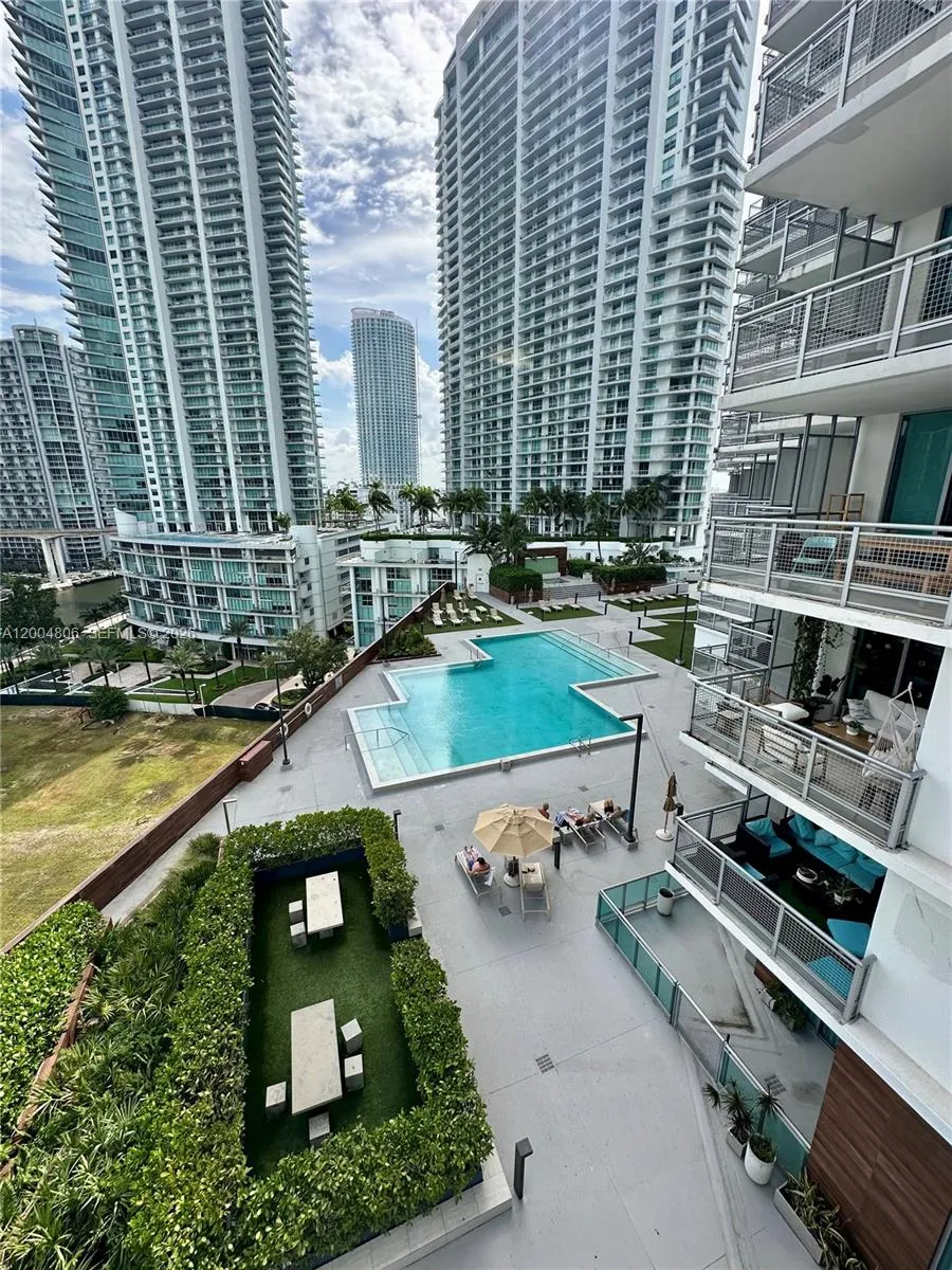 Miami, Florida 33130, 3 Bedrooms Bedrooms, ,2 BathroomsBathrooms,Residential Lease,For Rent,A12004806