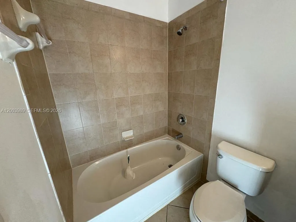 648 Se 32nd Ave 648, Homestead, Florida 33033, Homestead, Florida 33033, 3 Bedrooms Bedrooms, ,2 BathroomsBathrooms,Residential,For Sale,648 Se 32nd Ave 648, Homestead, Florida 33033,A12003989