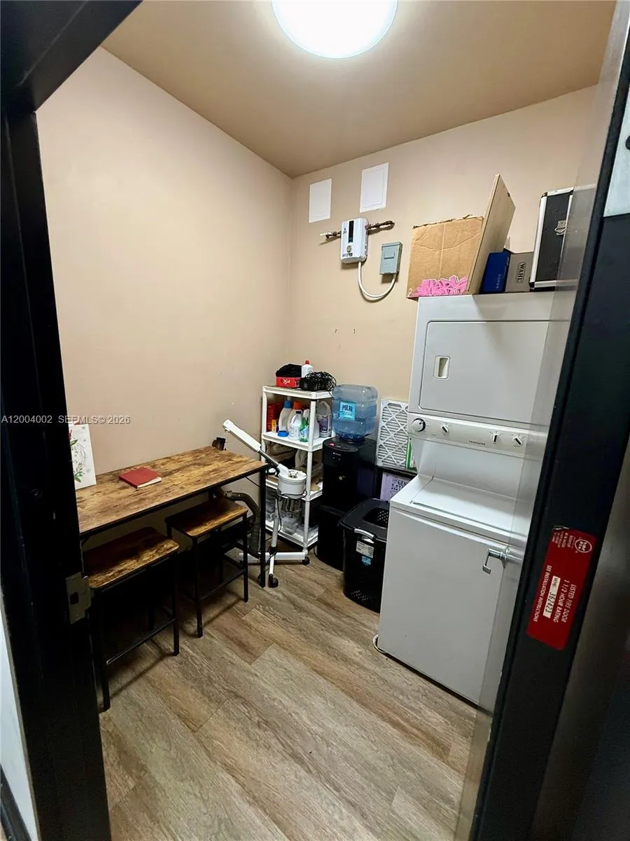 Barbershop Sw 127th Ave, Cutler Bay, Florida 33177, Cutler Bay, Florida 33177, ,Business Opportunity,For Sale,Barbershop Sw 127th Ave, Cutler Bay, Florida 33177,A12004002