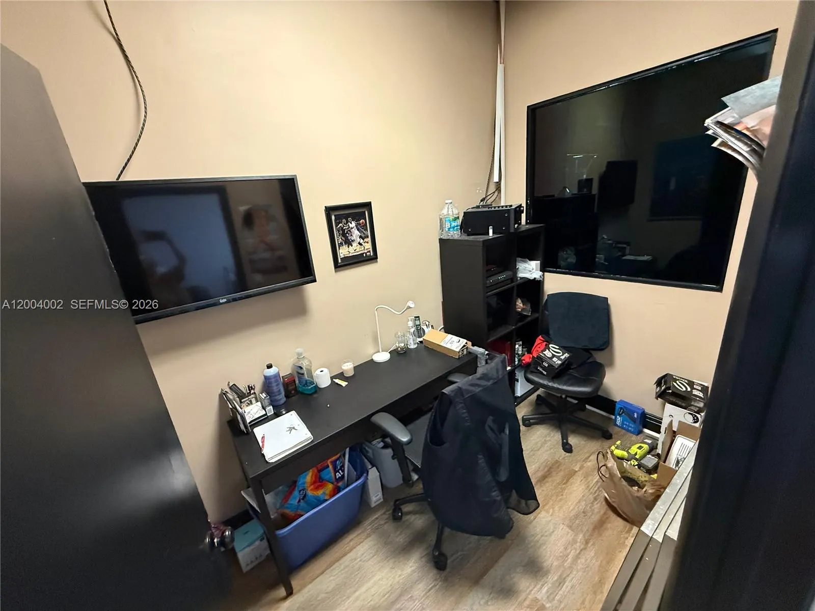 Barbershop Sw 127th Ave, Cutler Bay, Florida 33177, Cutler Bay, Florida 33177, ,Business Opportunity,For Sale,Barbershop Sw 127th Ave, Cutler Bay, Florida 33177,A12004002