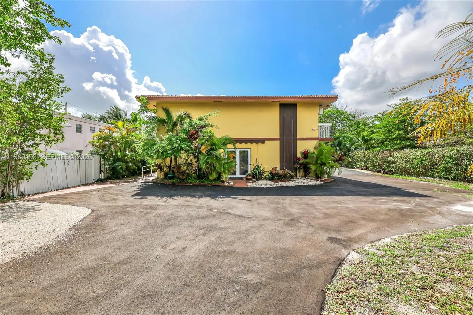 12085 W Dixie Hwy, Biscayne Park, Florida 33161, Biscayne Park, Florida 33161, ,Commercial Sale,For Sale,12085 W Dixie Hwy, Biscayne Park, Florida 33161,A11989193