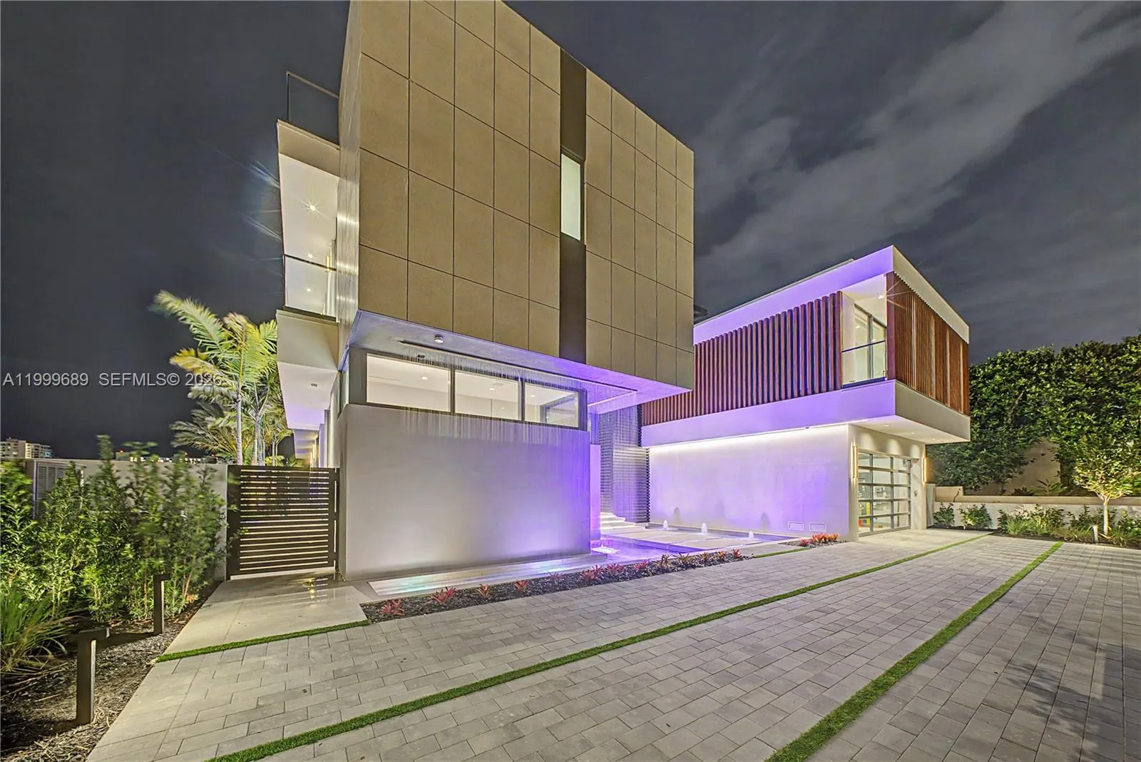 1400 W Lake Dr, Fort Lauderdale, Florida 33316, Fort Lauderdale, Florida 33316, 7 Bedrooms Bedrooms, ,10 BathroomsBathrooms,Residential,For Sale,1400 W Lake Dr, Fort Lauderdale, Florida 33316,A11999689