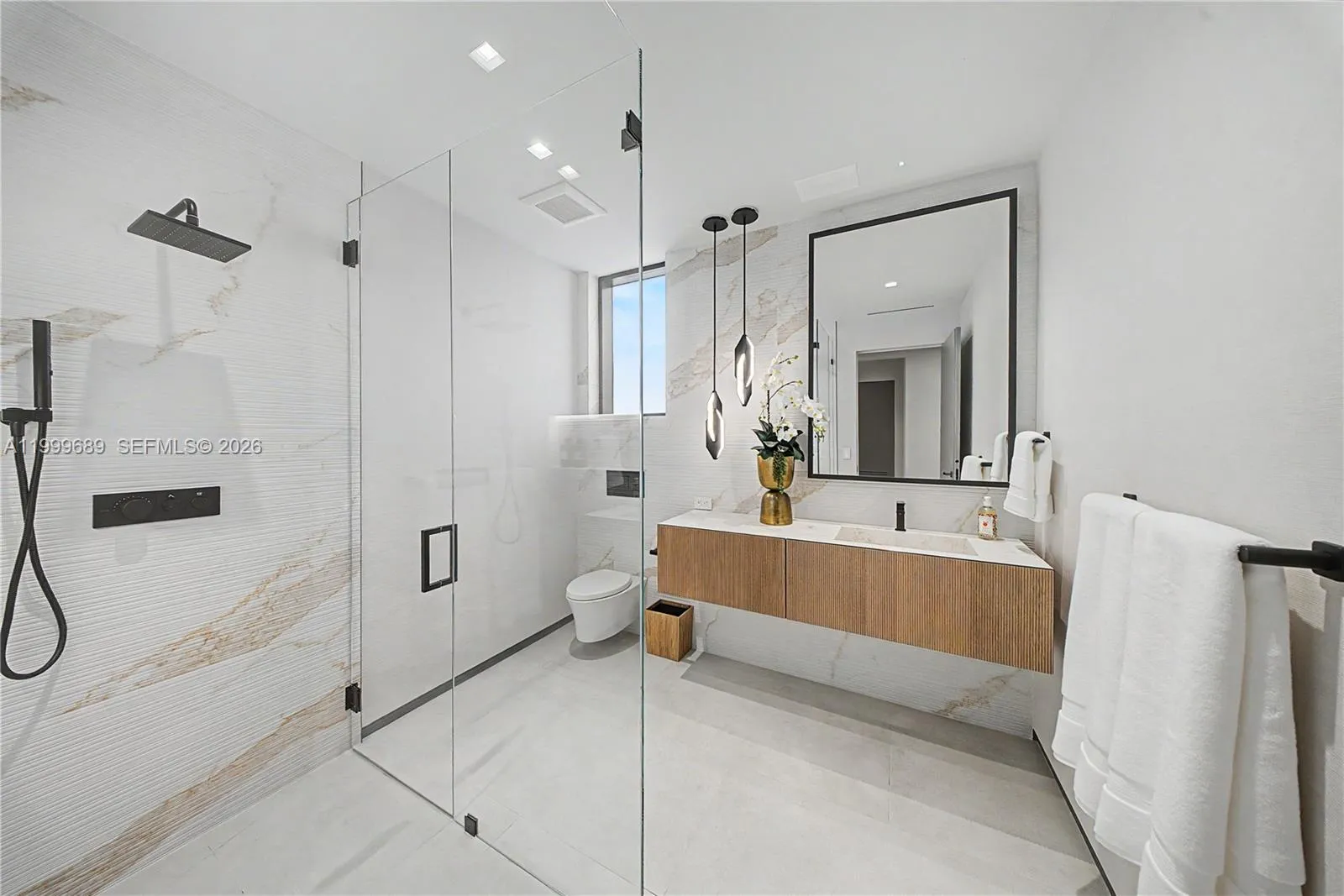 1400 W Lake Dr, Fort Lauderdale, Florida 33316, Fort Lauderdale, Florida 33316, 7 Bedrooms Bedrooms, ,10 BathroomsBathrooms,Residential,For Sale,1400 W Lake Dr, Fort Lauderdale, Florida 33316,A11999689