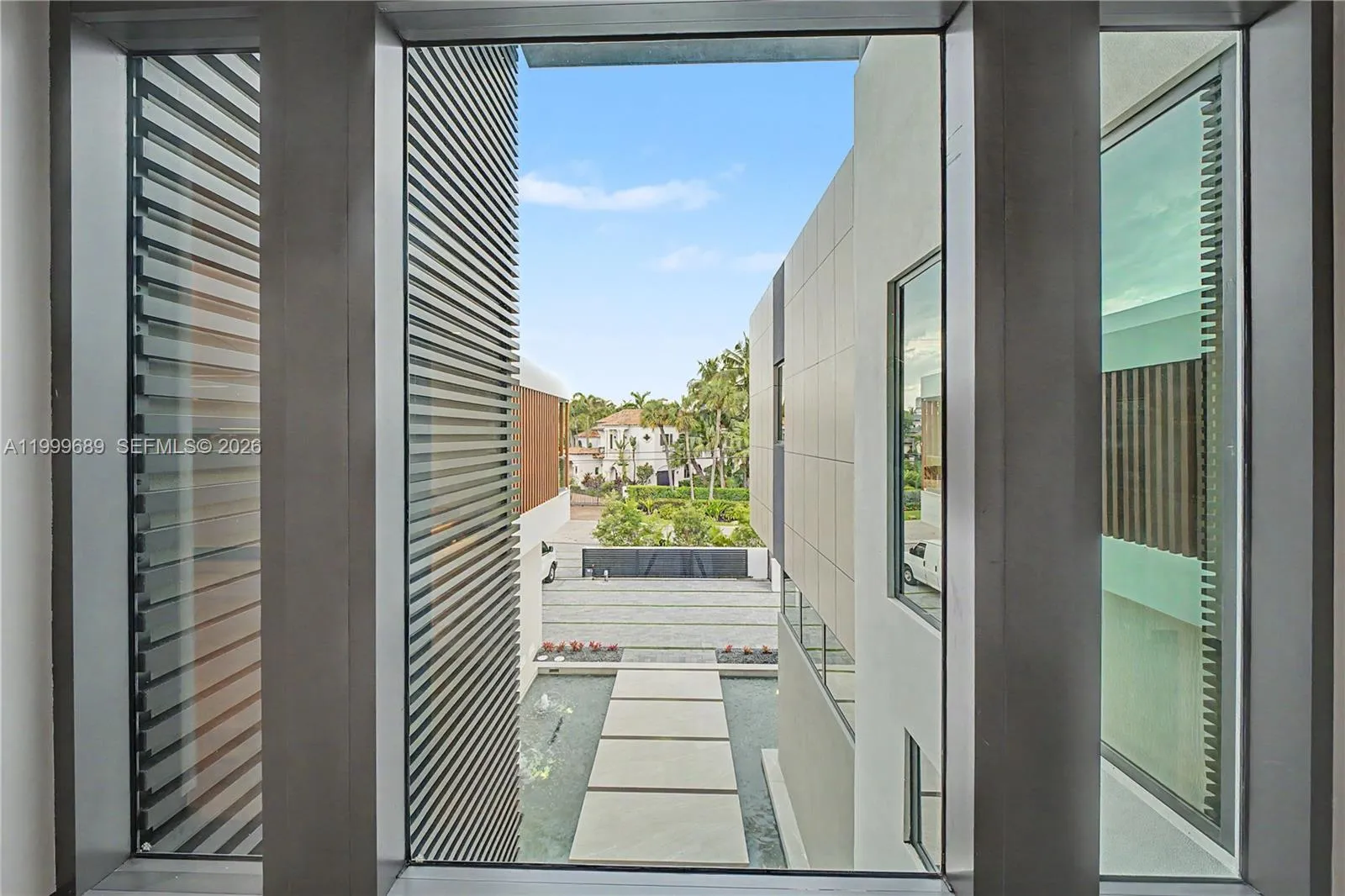 1400 W Lake Dr, Fort Lauderdale, Florida 33316, Fort Lauderdale, Florida 33316, 7 Bedrooms Bedrooms, ,10 BathroomsBathrooms,Residential,For Sale,1400 W Lake Dr, Fort Lauderdale, Florida 33316,A11999689