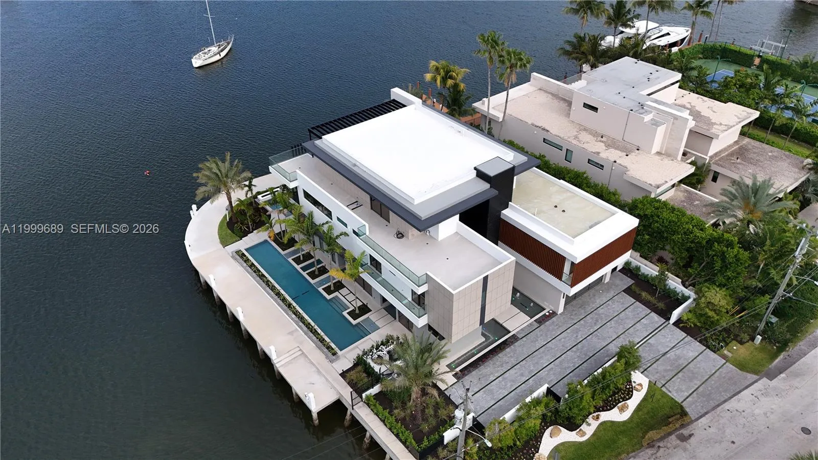 1400 W Lake Dr, Fort Lauderdale, Florida 33316, Fort Lauderdale, Florida 33316, 7 Bedrooms Bedrooms, ,10 BathroomsBathrooms,Residential,For Sale,1400 W Lake Dr, Fort Lauderdale, Florida 33316,A11999689