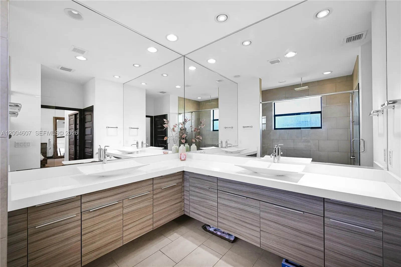 16065 Sw 136th Ter, Miami, Florida 33196, Miami, Florida 33196, 4 Bedrooms Bedrooms, ,3 BathroomsBathrooms,Residential,For Sale,16065 Sw 136th Ter, Miami, Florida 33196,A12004607