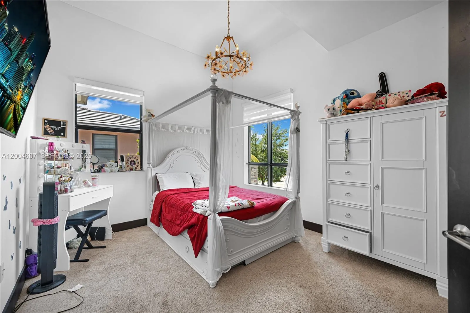 16065 Sw 136th Ter, Miami, Florida 33196, Miami, Florida 33196, 4 Bedrooms Bedrooms, ,3 BathroomsBathrooms,Residential,For Sale,16065 Sw 136th Ter, Miami, Florida 33196,A12004607