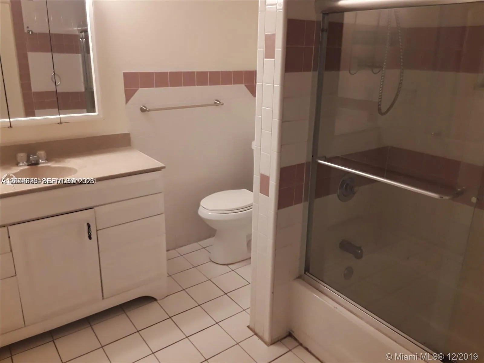 1934 Rodman St Rear Unit, Hollywood, Florida 33020, Hollywood, Florida 33020, 2 Bedrooms Bedrooms, ,2 BathroomsBathrooms,Residential Lease,For Rent,1934 Rodman St Rear Unit, Hollywood, Florida 33020,A12004825