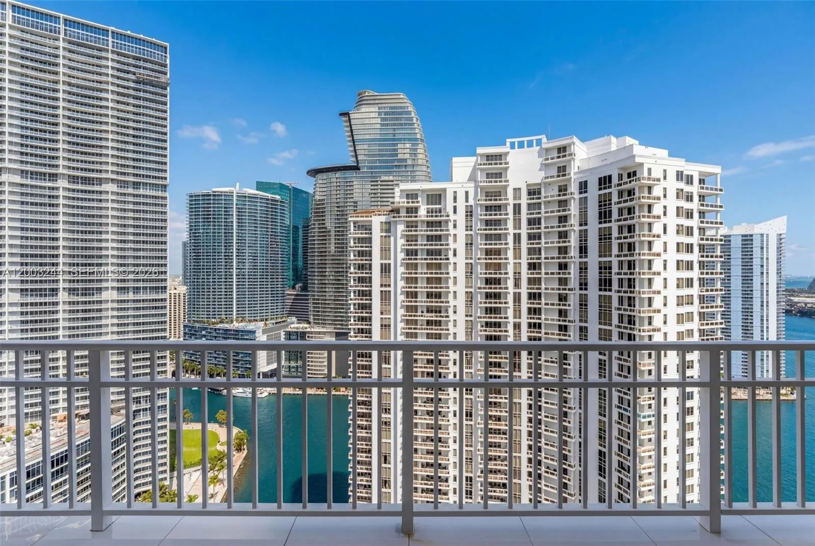 801 Brickell Key Blvd 3306, Miami, Florida 33131, Miami, Florida 33131, 3 Bedrooms Bedrooms, ,3 BathroomsBathrooms,Residential,For Sale,801 Brickell Key Blvd 3306, Miami, Florida 33131,A12003244