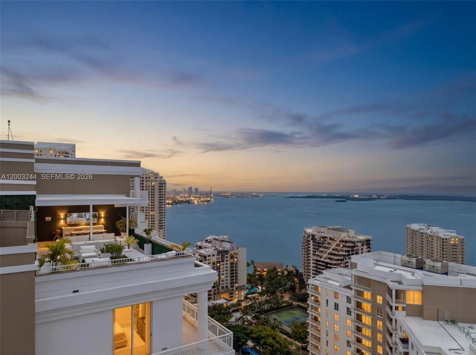 801 Brickell Key Blvd 3306, Miami, Florida 33131, Miami, Florida 33131, 3 Bedrooms Bedrooms, ,3 BathroomsBathrooms,Residential,For Sale,801 Brickell Key Blvd 3306, Miami, Florida 33131,A12003244