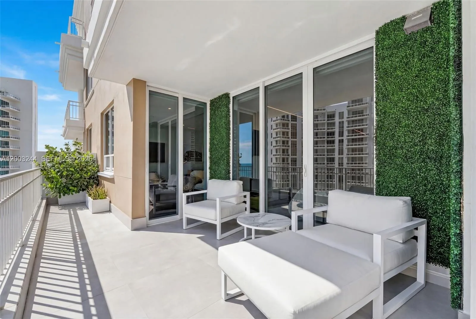 801 Brickell Key Blvd 3306, Miami, Florida 33131, Miami, Florida 33131, 3 Bedrooms Bedrooms, ,3 BathroomsBathrooms,Residential,For Sale,801 Brickell Key Blvd 3306, Miami, Florida 33131,A12003244