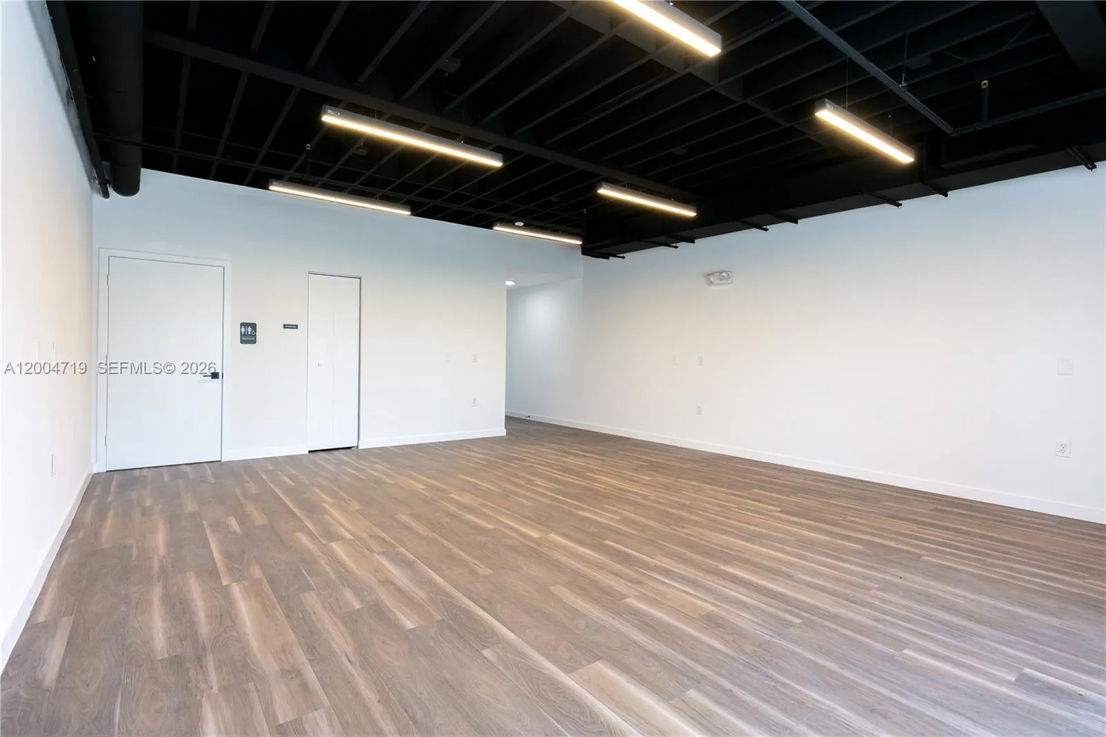 7265 Nw 74th St 6, Medley, Florida 33166, Medley, Florida 33166, ,Commercial Lease,For Rent,7265 Nw 74th St 6, Medley, Florida 33166,A12004719