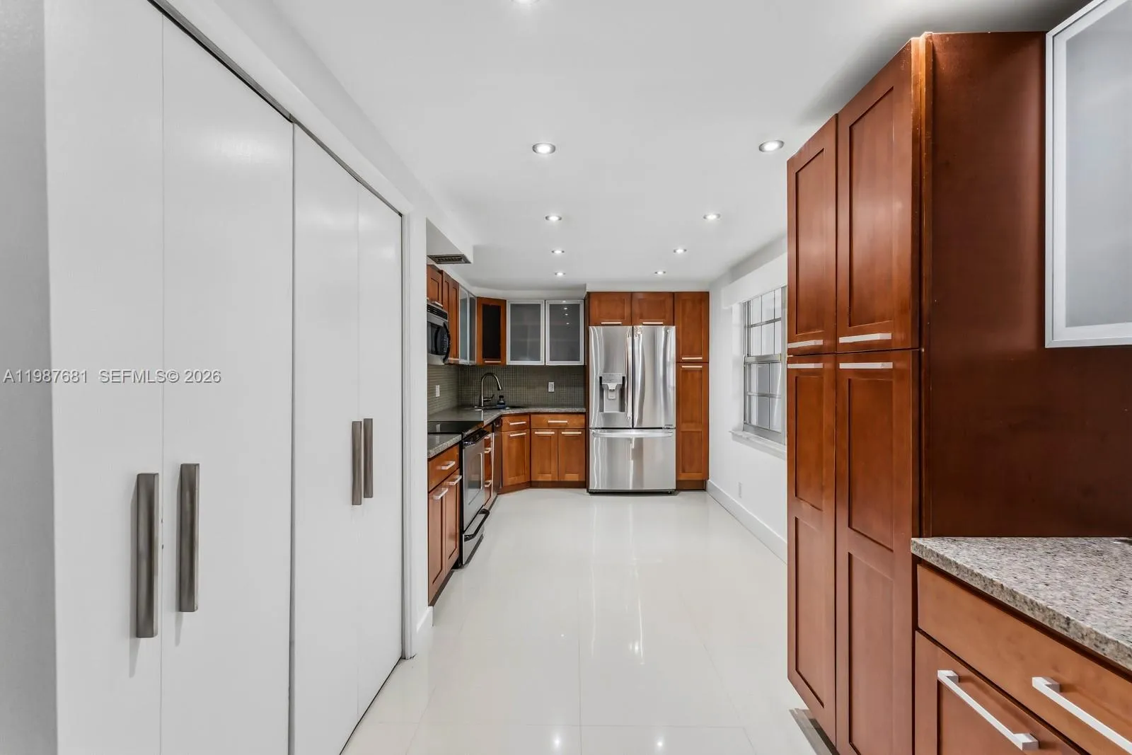 4280 Oaks Ter 102, Pompano Beach, Florida 33069, Pompano Beach, Florida 33069, 3 Bedrooms Bedrooms, ,3 BathroomsBathrooms,Residential,For Sale,4280 Oaks Ter 102, Pompano Beach, Florida 33069,A11987681