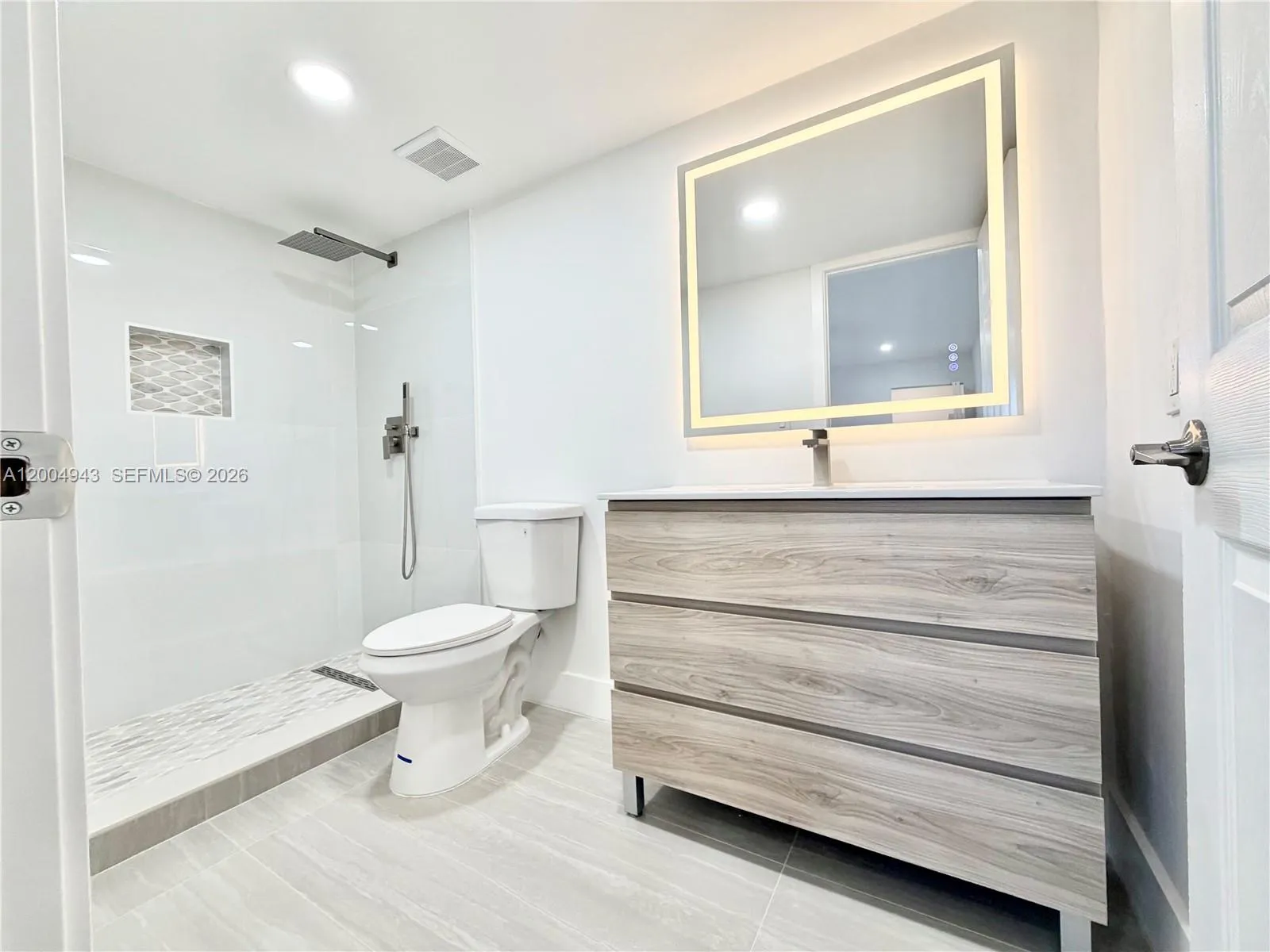 3361 Nw 47th Ter 329, Lauderdale Lakes, Florida 33, Lauderdale Lakes, Florida 33319, 2 Bedrooms Bedrooms, ,2 BathroomsBathrooms,Residential,For Sale,3361 Nw 47th Ter 329, Lauderdale Lakes, Florida 33,A12004943