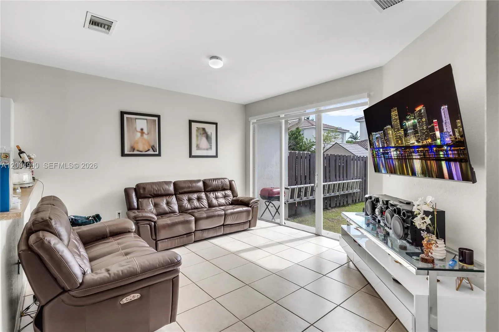 24513 Sw 110th Pl, Homestead, Florida 33032, Homestead, Florida 33032, 4 Bedrooms Bedrooms, ,3 BathroomsBathrooms,Residential,For Sale,24513 Sw 110th Pl, Homestead, Florida 33032,A12004900