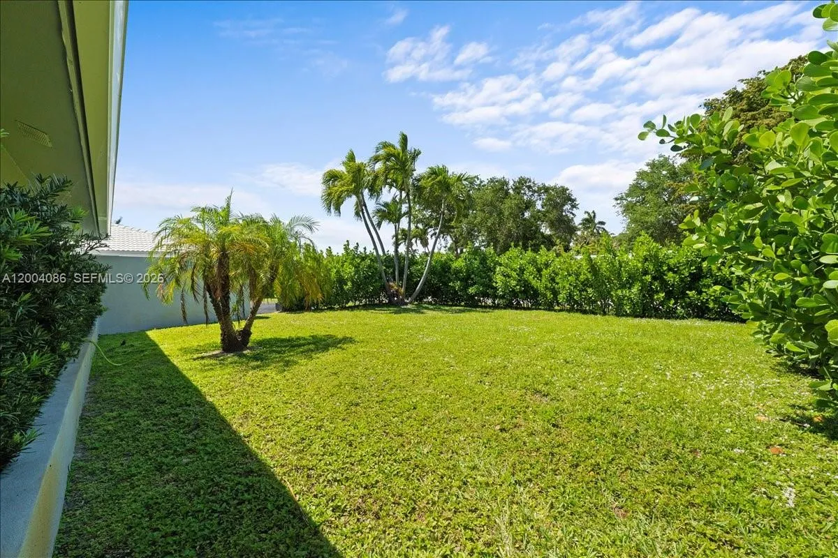 2632 Ne 35th St, Fort Lauderdale, Florida 33306, Fort Lauderdale, Florida 33306, 3 Bedrooms Bedrooms, ,3 BathroomsBathrooms,Residential,For Sale,2632 Ne 35th St, Fort Lauderdale, Florida 33306,A12004086