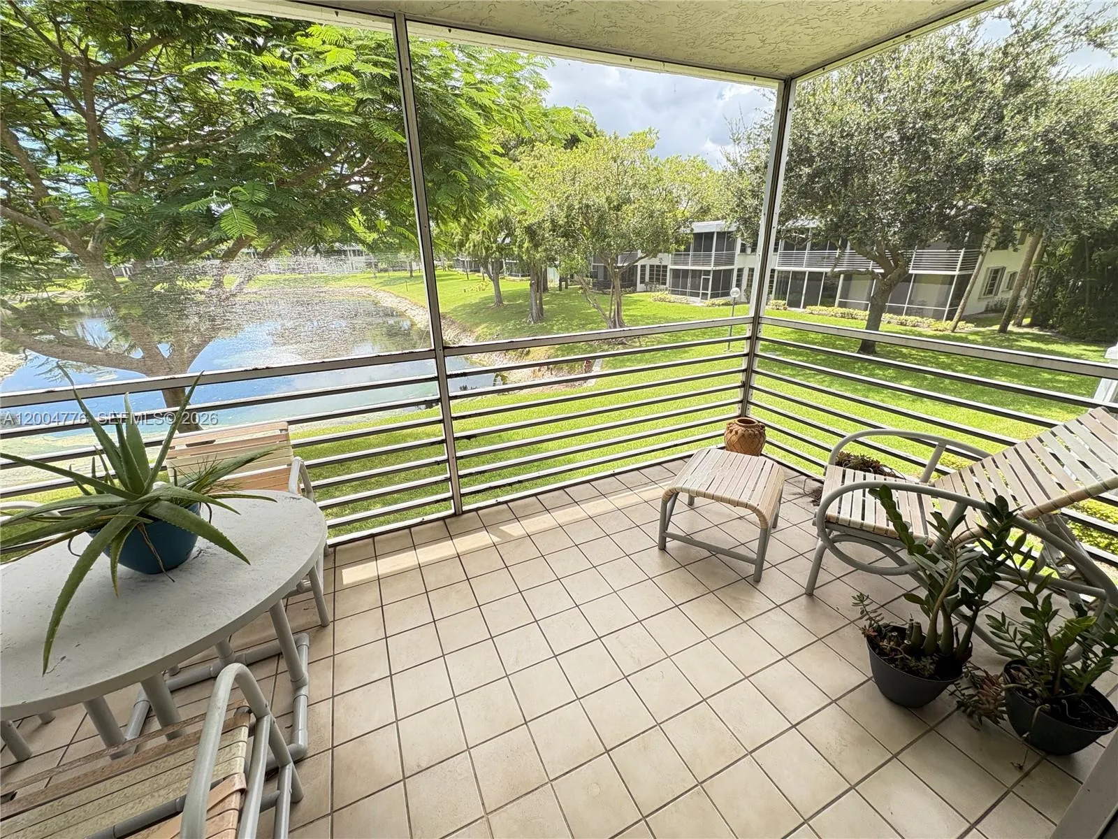 4280 Oaks Ter 203, Pompano Beach, Florida 33069, Pompano Beach, Florida 33069, 3 Bedrooms Bedrooms, ,3 BathroomsBathrooms,Residential,For Sale,4280 Oaks Ter 203, Pompano Beach, Florida 33069,A12004776
