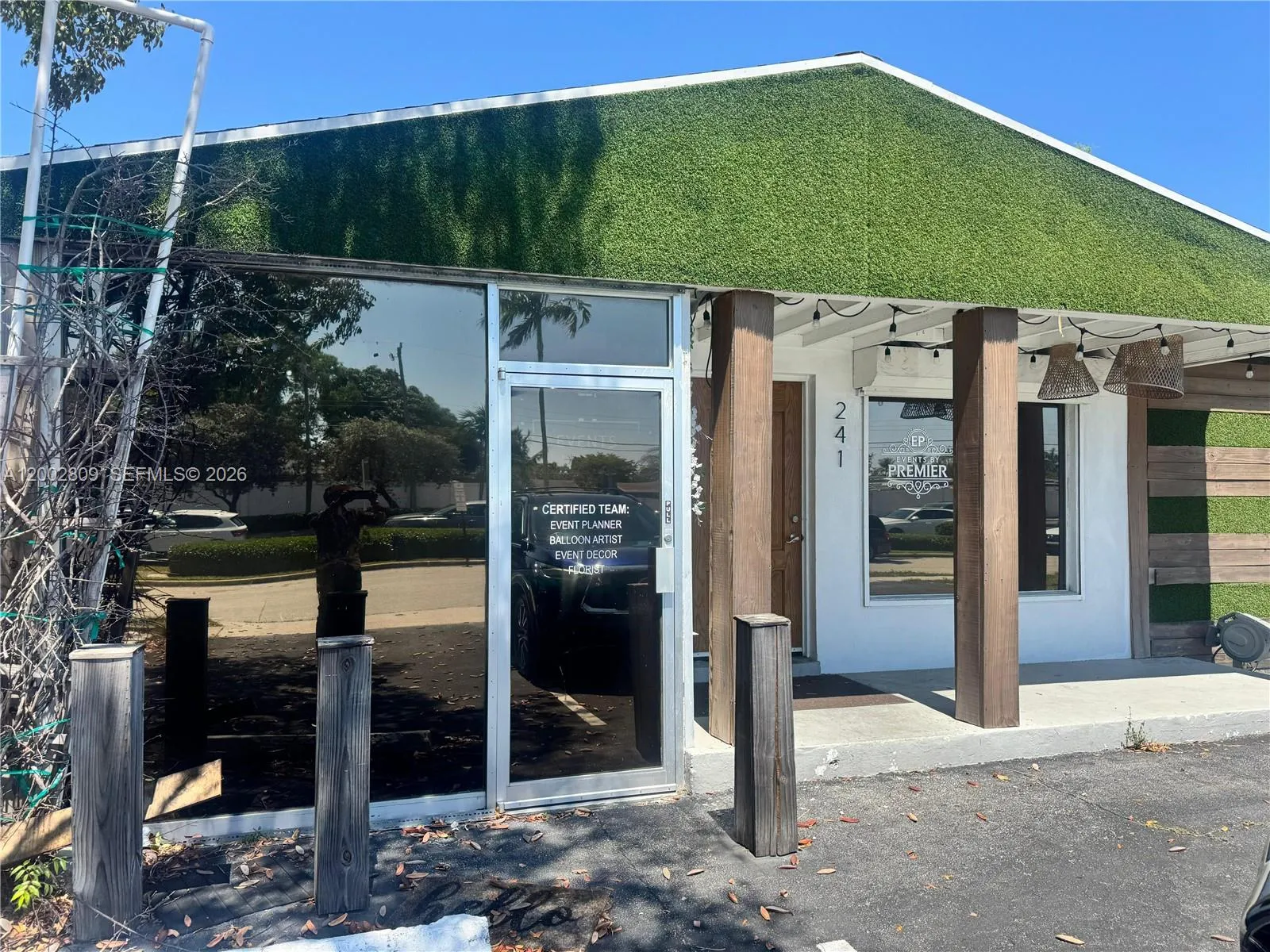 241 E Commercial Blvd, Oakland Park, Florida 33334, Oakland Park, Florida 33334, ,Commercial Lease,For Rent,241 E Commercial Blvd, Oakland Park, Florida 33334,A12002809