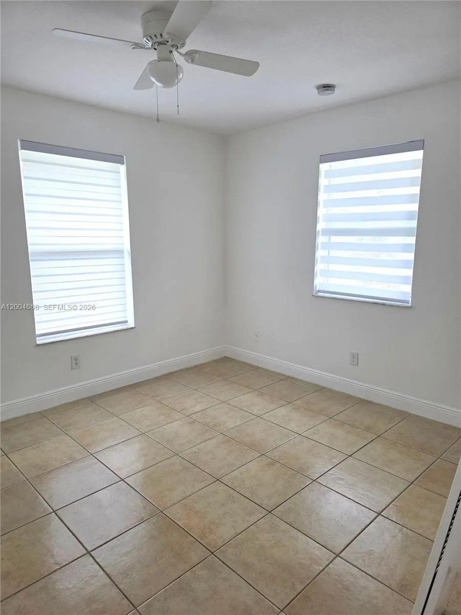 2309 Liberty St A, Hollywood, Florida 33020, Hollywood, Florida 33020, 3 Bedrooms Bedrooms, ,2 BathroomsBathrooms,Residential Lease,For Rent,2309 Liberty St A, Hollywood, Florida 33020,A12004868