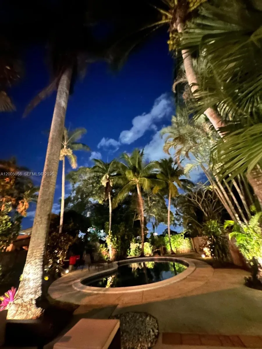 2911 Monroe St 0, Hollywood, Florida 33020, Hollywood, Florida 33020, 3 Bedrooms Bedrooms, ,2 BathroomsBathrooms,Residential Lease,For Rent,2911 Monroe St 0, Hollywood, Florida 33020,A12005058
