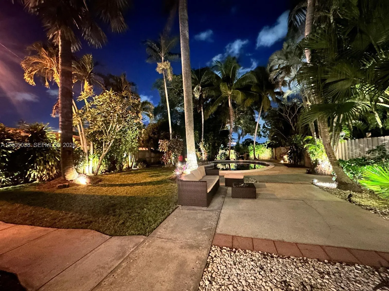2911 Monroe St 0, Hollywood, Florida 33020, Hollywood, Florida 33020, 3 Bedrooms Bedrooms, ,2 BathroomsBathrooms,Residential Lease,For Rent,2911 Monroe St 0, Hollywood, Florida 33020,A12005058