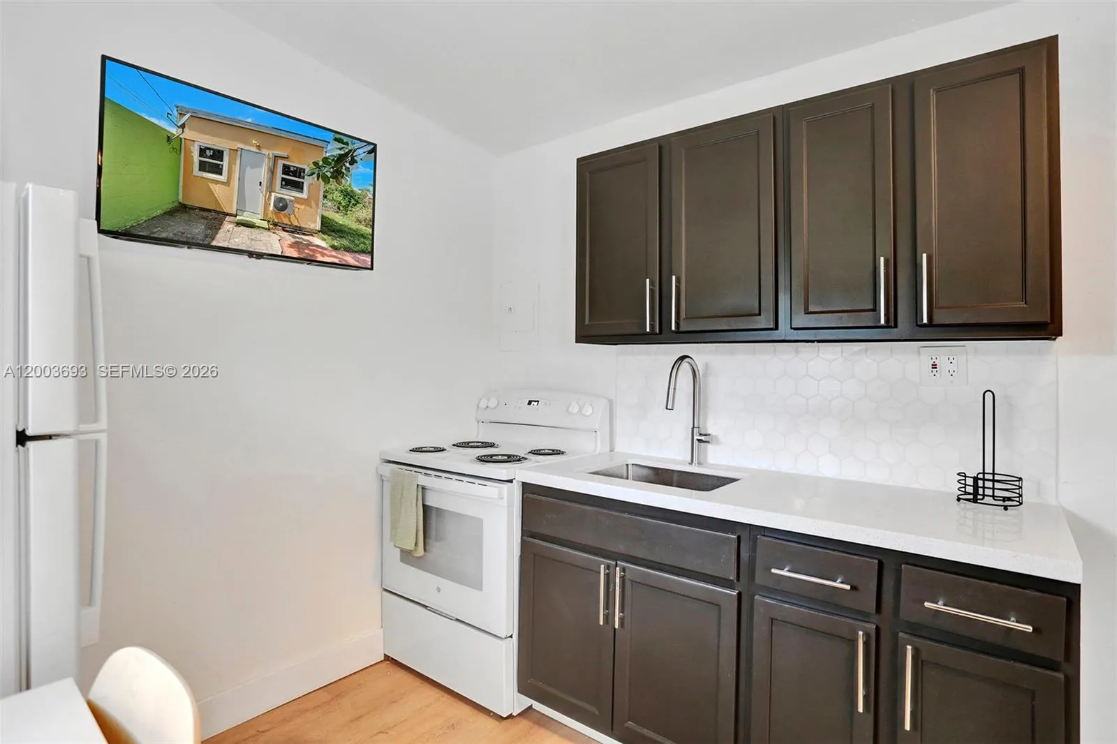 2204 Mckinley St, Hollywood, Florida 33020, Hollywood, Florida 33020, ,Residential Income,For Sale,2204 Mckinley St, Hollywood, Florida 33020,A12003693