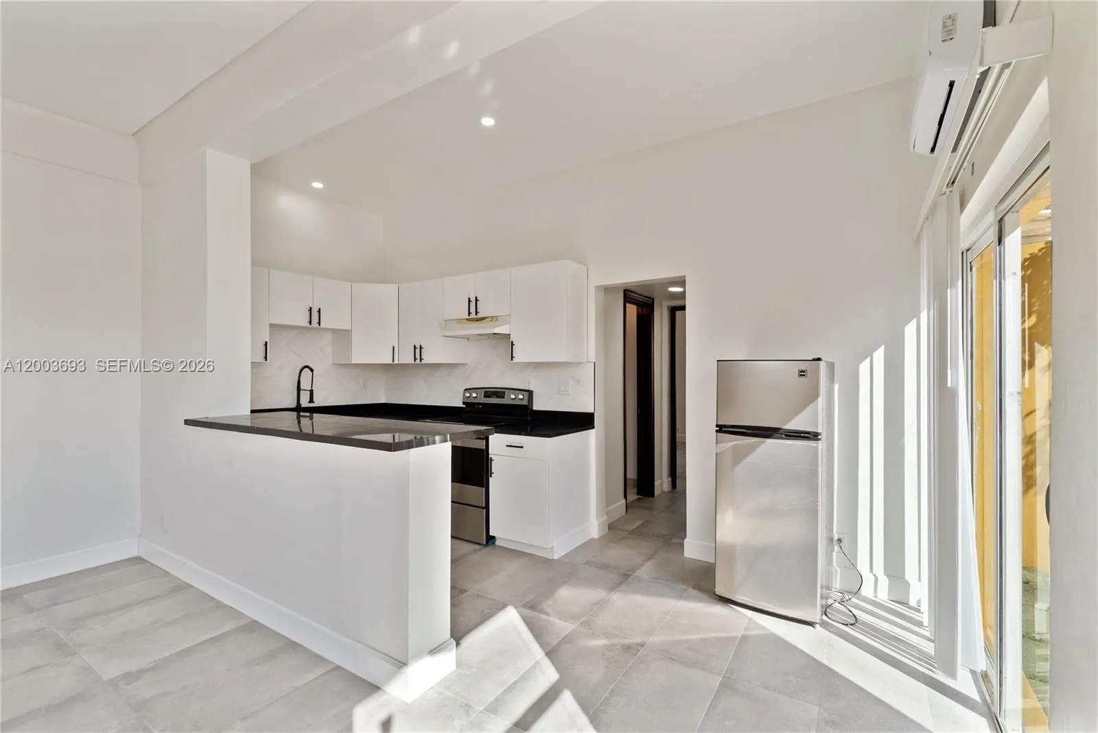 2204 Mckinley St, Hollywood, Florida 33020, Hollywood, Florida 33020, ,Residential Income,For Sale,2204 Mckinley St, Hollywood, Florida 33020,A12003693