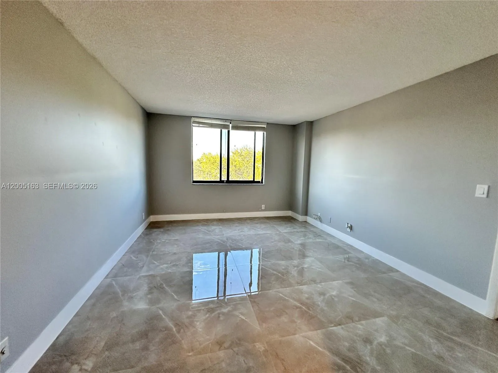 901 Hillcrest Dr 315, Hollywood, Florida 33021, Hollywood, Florida 33021, 2 Bedrooms Bedrooms, ,2 BathroomsBathrooms,Residential,For Sale,901 Hillcrest Dr 315, Hollywood, Florida 33021,A12005163