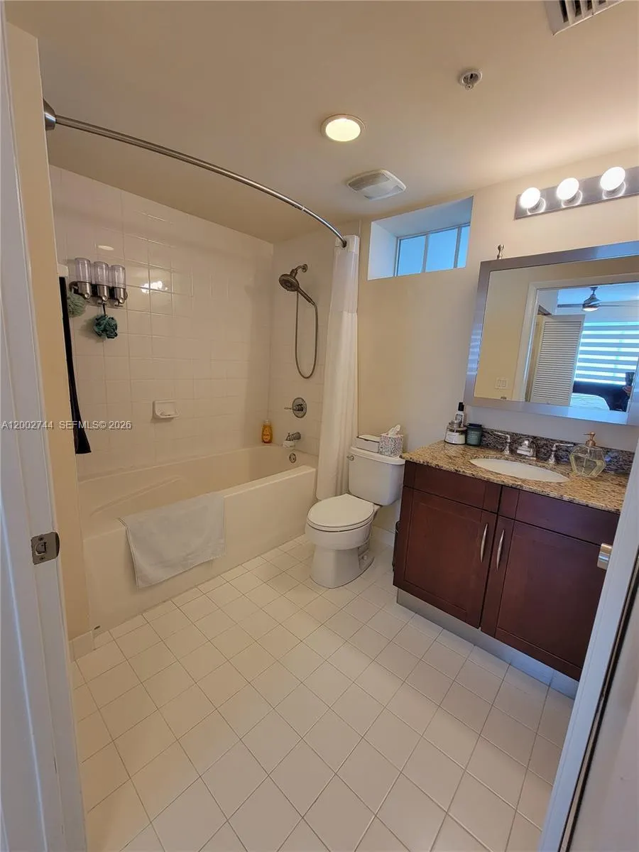 7290 Sw 90th St 403, Miami, Florida 33156, Miami, Florida 33156, 1 Bedroom Bedrooms, ,1 BathroomBathrooms,Residential Lease,For Rent,7290 Sw 90th St 403, Miami, Florida 33156,A12002744