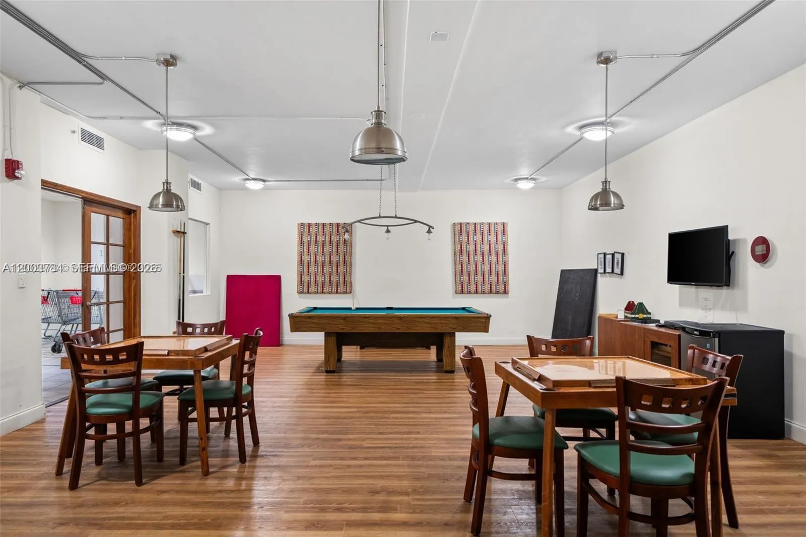 2655 Collins Ave 2406, Miami Beach, Florida 33140, Miami Beach, Florida 33140, 1 Bedroom Bedrooms, ,1 BathroomBathrooms,Residential,For Sale,2655 Collins Ave 2406, Miami Beach, Florida 33140,A12003784