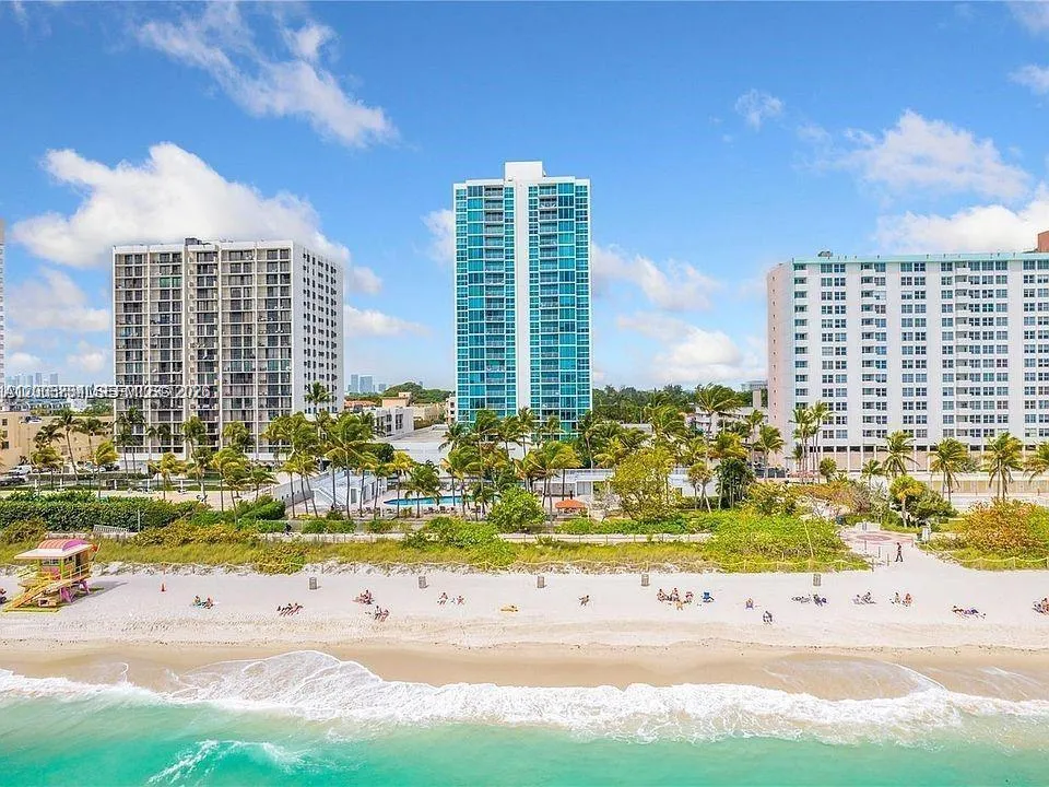 2655 Collins Ave 2406, Miami Beach, Florida 33140, Miami Beach, Florida 33140, 1 Bedroom Bedrooms, ,1 BathroomBathrooms,Residential,For Sale,2655 Collins Ave 2406, Miami Beach, Florida 33140,A12003784