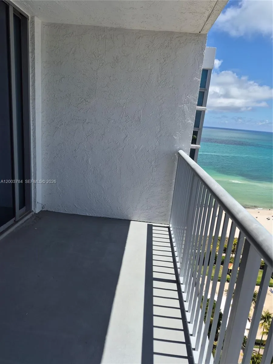 2655 Collins Ave 2406, Miami Beach, Florida 33140, Miami Beach, Florida 33140, 1 Bedroom Bedrooms, ,1 BathroomBathrooms,Residential,For Sale,2655 Collins Ave 2406, Miami Beach, Florida 33140,A12003784