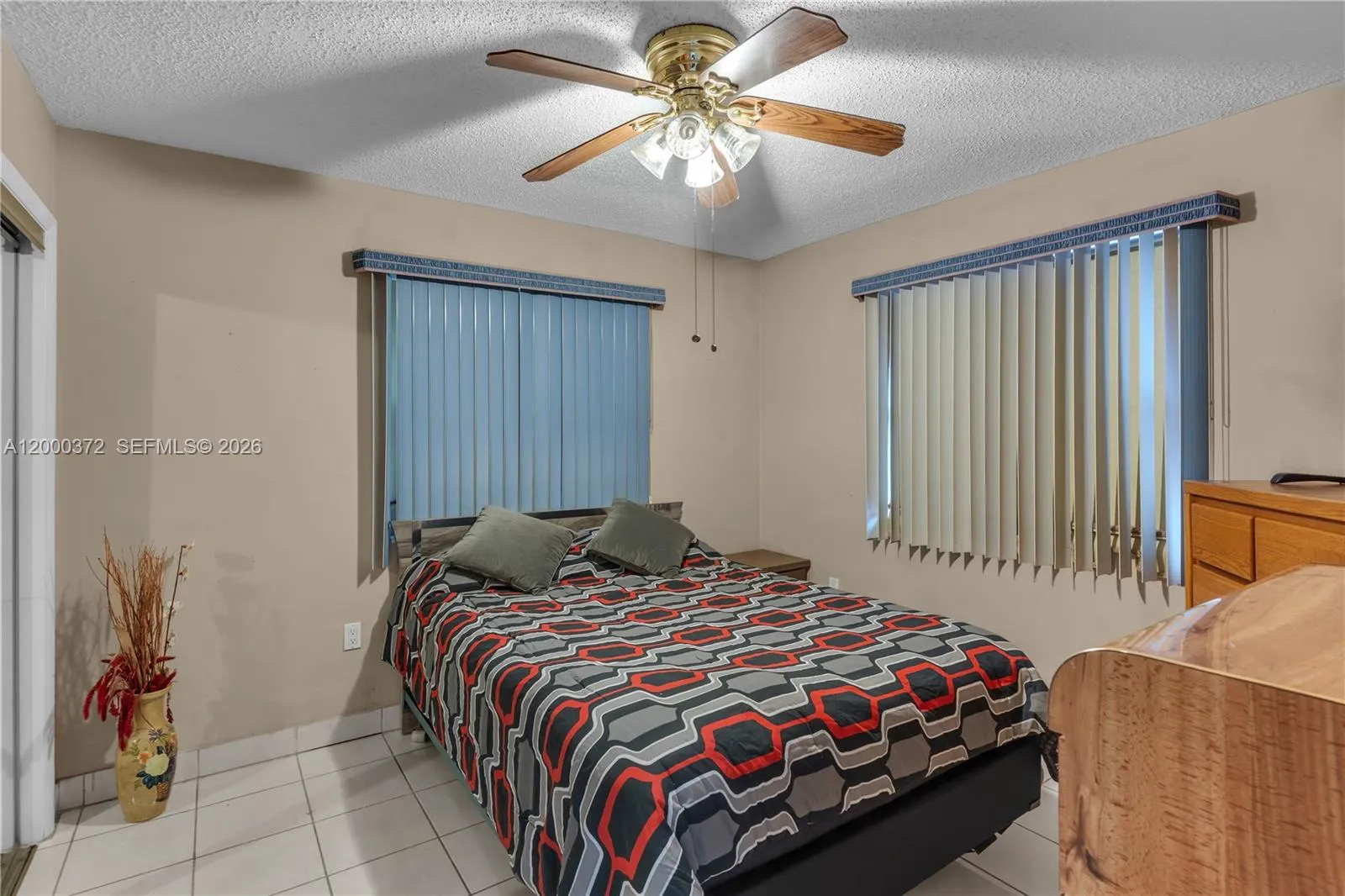 6770 Sw 15th St, Miami, Florida 33144, Miami, Florida 33144, 3 Bedrooms Bedrooms, 1 Room Rooms,2 BathroomsBathrooms,Residential,For Sale,6770 Sw 15th St, Miami, Florida 33144,A12000372
