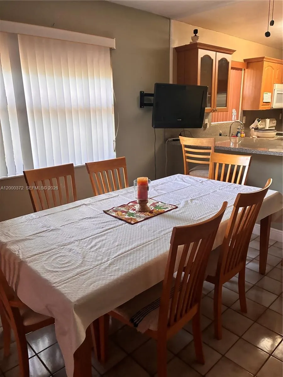 6770 Sw 15th St, Miami, Florida 33144, Miami, Florida 33144, 3 Bedrooms Bedrooms, 1 Room Rooms,2 BathroomsBathrooms,Residential,For Sale,6770 Sw 15th St, Miami, Florida 33144,A12000372