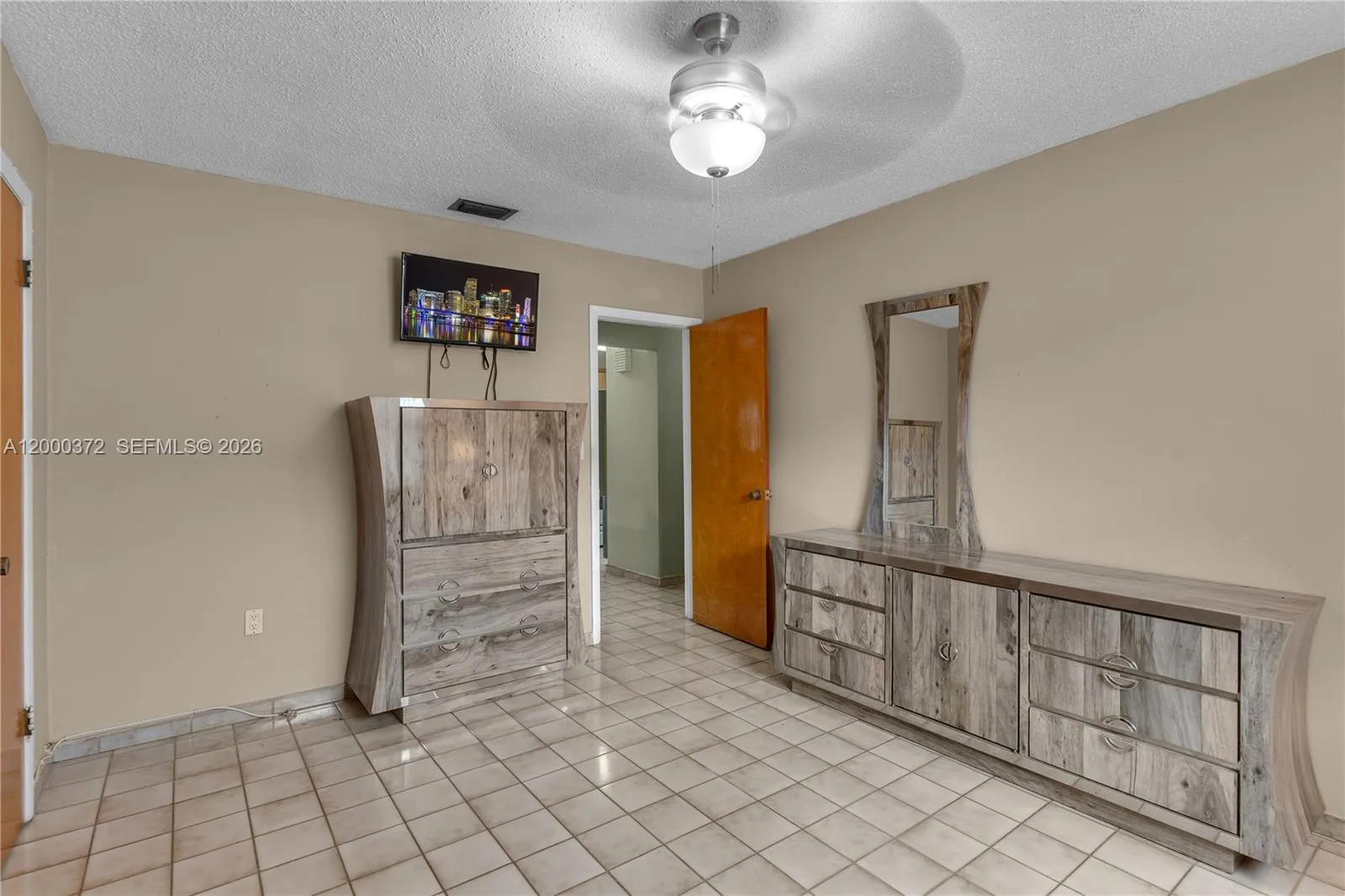 6770 Sw 15th St, Miami, Florida 33144, Miami, Florida 33144, 3 Bedrooms Bedrooms, 1 Room Rooms,2 BathroomsBathrooms,Residential,For Sale,6770 Sw 15th St, Miami, Florida 33144,A12000372