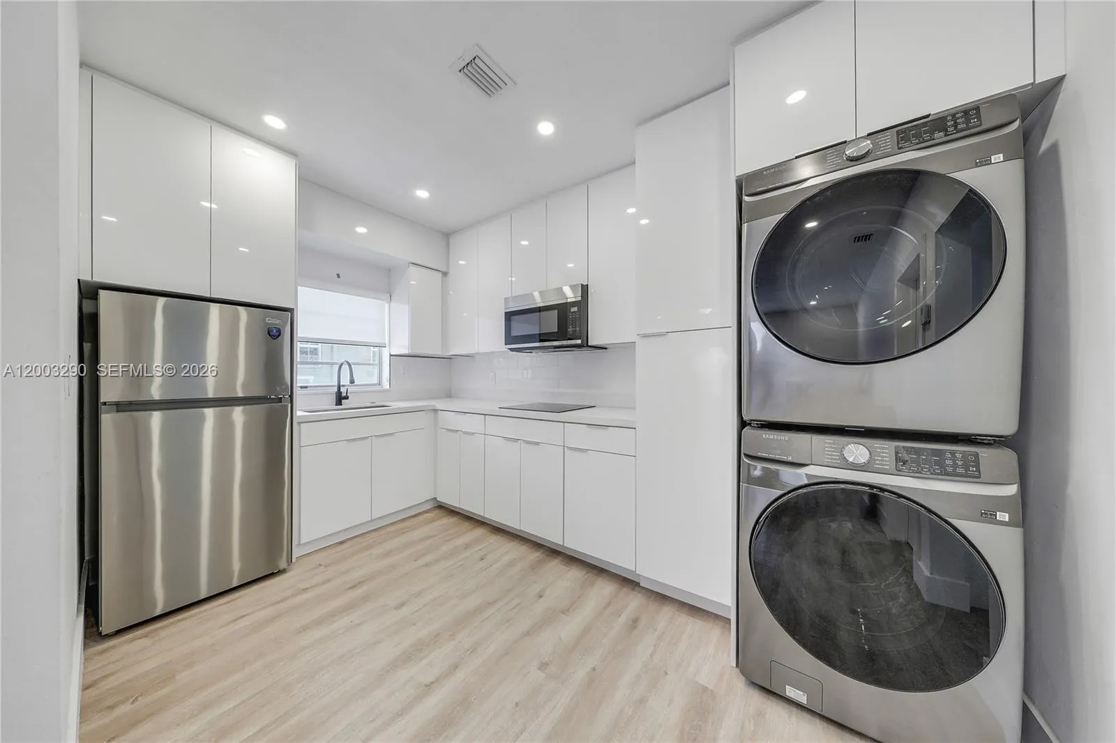 2464 Sw 22nd St 5, Miami, Florida 33145, Miami, Florida 33145, ,1 BathroomBathrooms,Residential Lease,For Rent,2464 Sw 22nd St 5, Miami, Florida 33145,A12003290