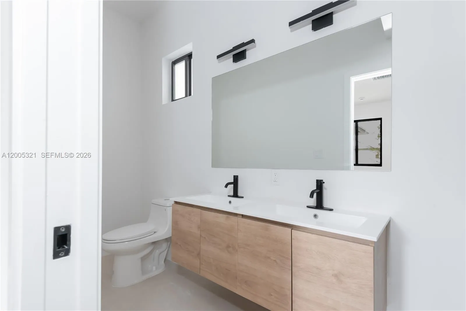 4517 Nw 3rd Street 4517, Miami, Florida 33126, Miami, Florida 33126, 3 Bedrooms Bedrooms, ,3 BathroomsBathrooms,Residential Lease,For Rent,4517 Nw 3rd Street 4517, Miami, Florida 33126,A12005321