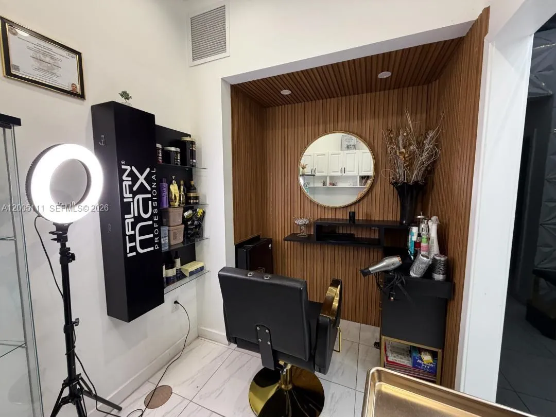 8290 Sw 40th St, Miami, Florida 33155, Miami, Florida 33155, ,Business Opportunity,For Sale,8290 Sw 40th St, Miami, Florida 33155,A12005111