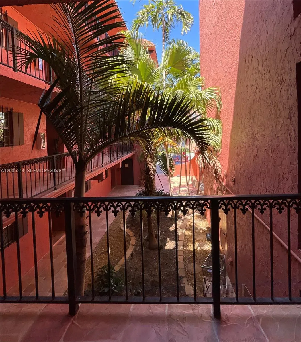 660 Tennis Club Dr 201, Fort Lauderdale, Florida 3, Fort Lauderdale, Florida 33311, 2 Bedrooms Bedrooms, ,2 BathroomsBathrooms,Residential Lease,For Rent,660 Tennis Club Dr 201, Fort Lauderdale, Florida 3,A12005344