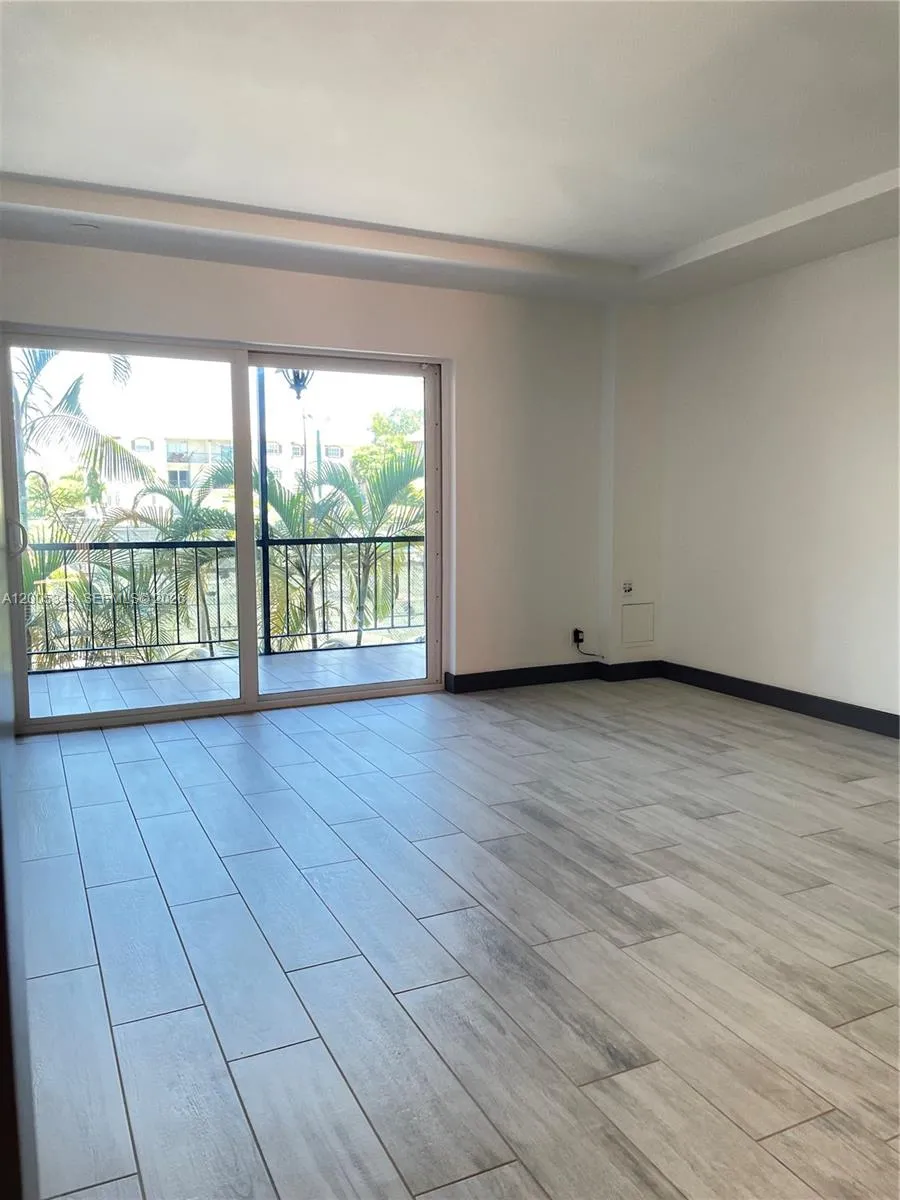 660 Tennis Club Dr 201, Fort Lauderdale, Florida 3, Fort Lauderdale, Florida 33311, 2 Bedrooms Bedrooms, ,2 BathroomsBathrooms,Residential Lease,For Rent,660 Tennis Club Dr 201, Fort Lauderdale, Florida 3,A12005344