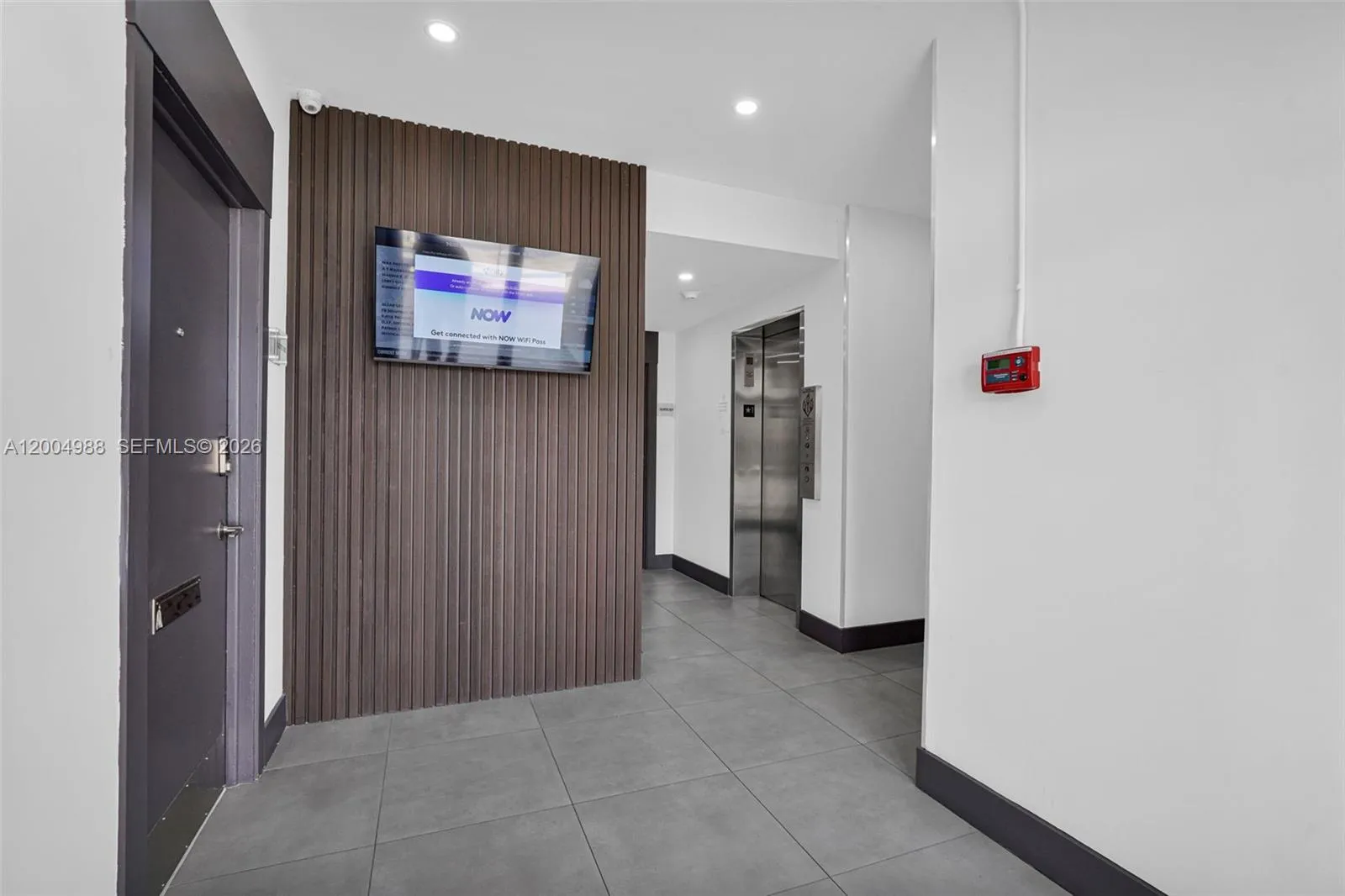 2640 Hollywood Blvd 200, Hollywood, Florida 33020, Hollywood, Florida 33020, ,Commercial Lease,For Rent,2640 Hollywood Blvd 200, Hollywood, Florida 33020,A12004988