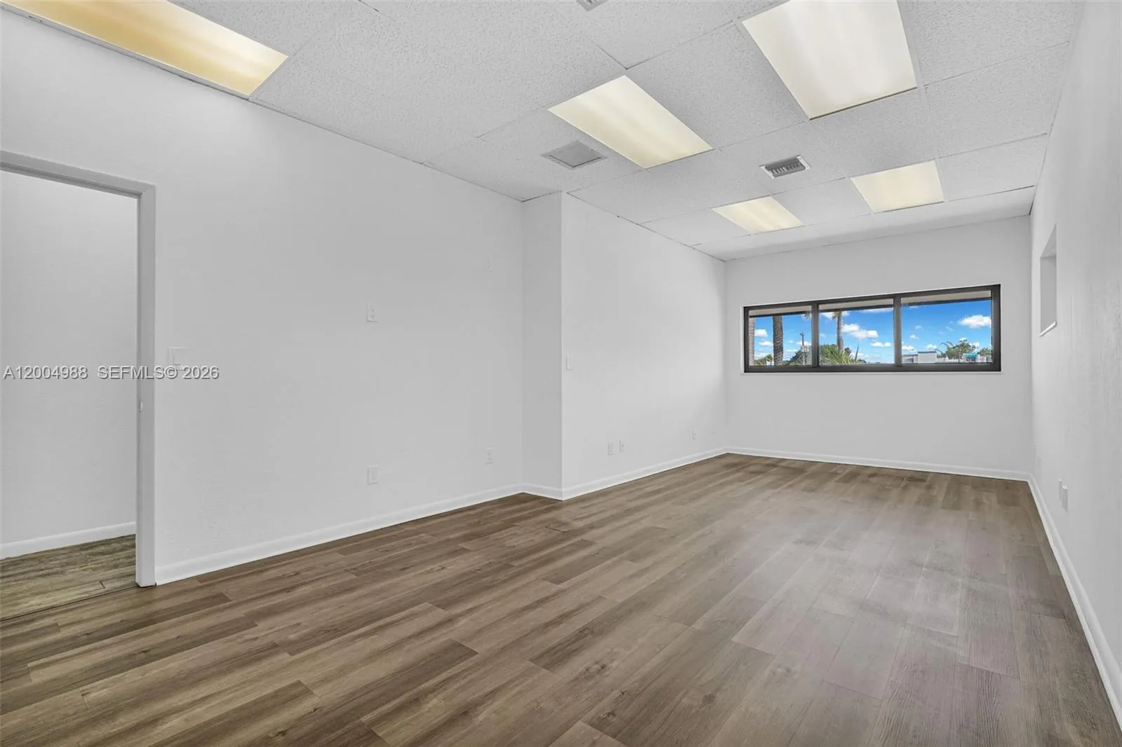 2640 Hollywood Blvd 200, Hollywood, Florida 33020, Hollywood, Florida 33020, ,Commercial Lease,For Rent,2640 Hollywood Blvd 200, Hollywood, Florida 33020,A12004988