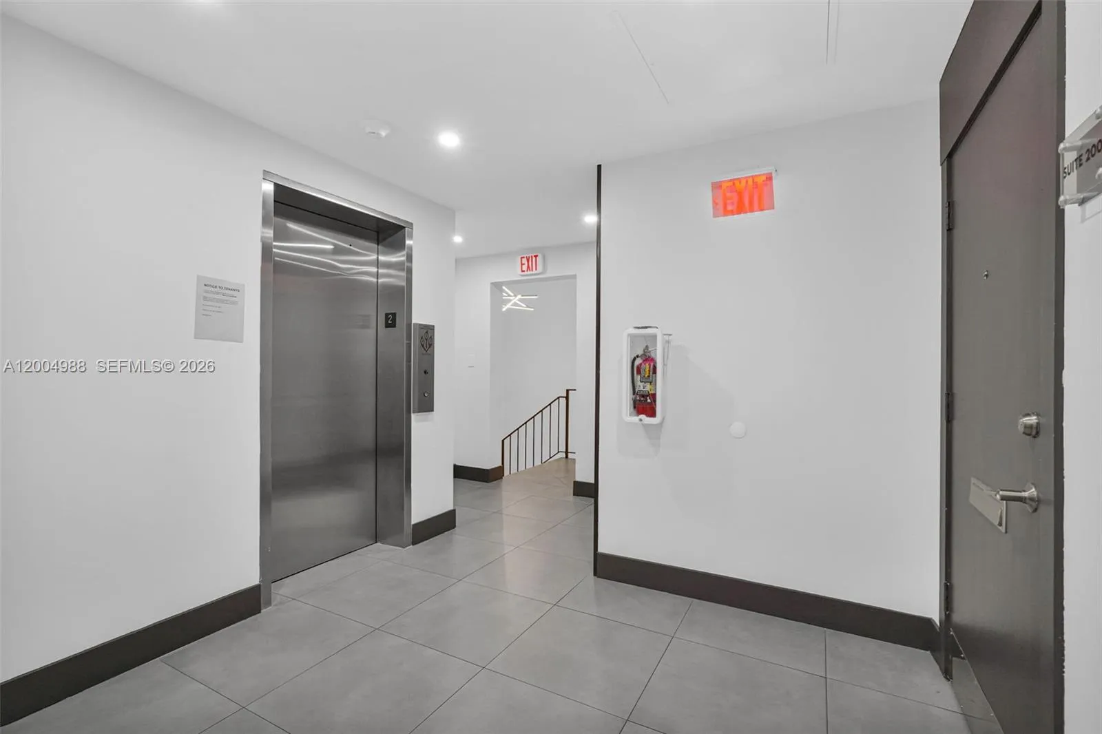 2640 Hollywood Blvd 200, Hollywood, Florida 33020, Hollywood, Florida 33020, ,Commercial Lease,For Rent,2640 Hollywood Blvd 200, Hollywood, Florida 33020,A12004988