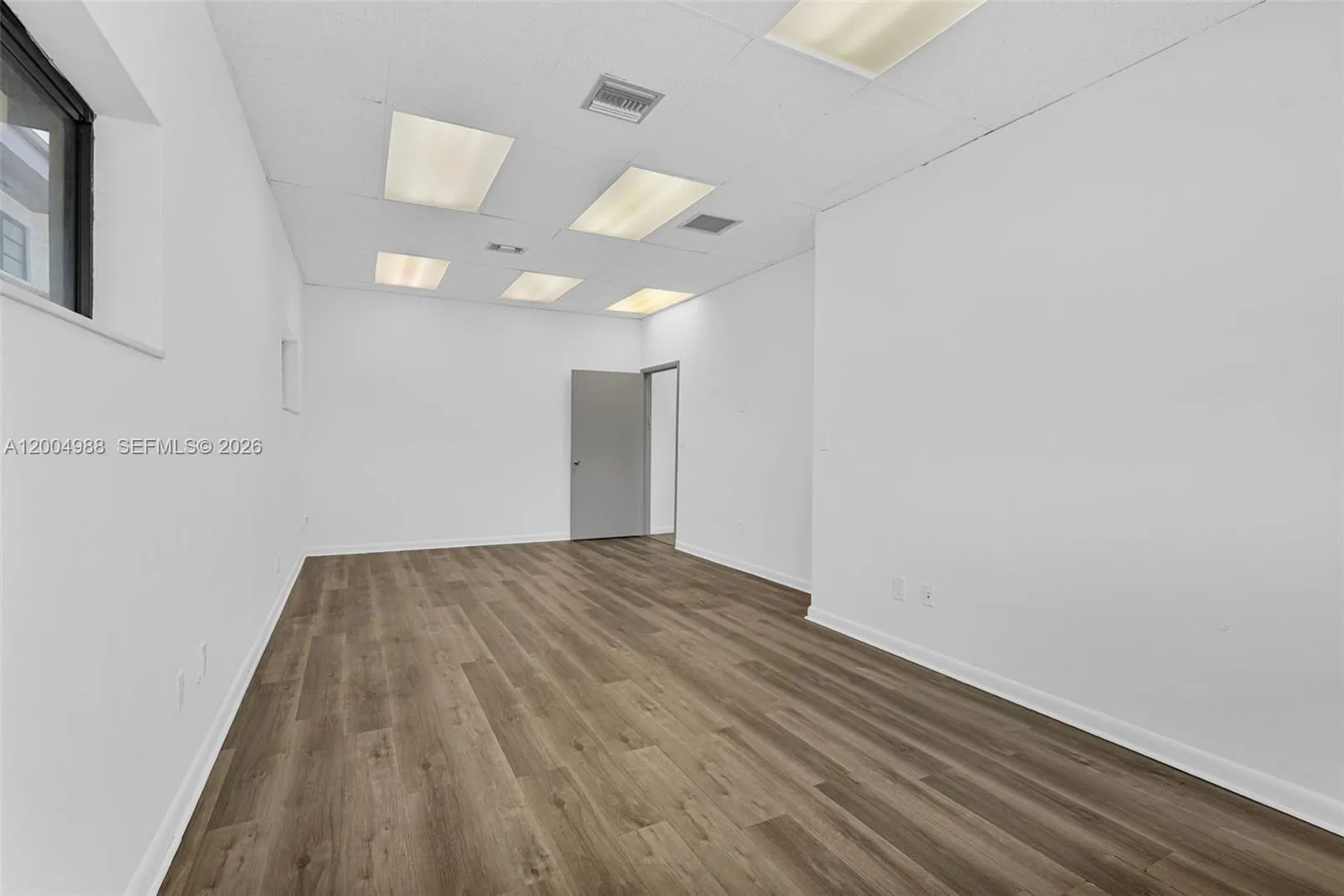 2640 Hollywood Blvd 200, Hollywood, Florida 33020, Hollywood, Florida 33020, ,Commercial Lease,For Rent,2640 Hollywood Blvd 200, Hollywood, Florida 33020,A12004988