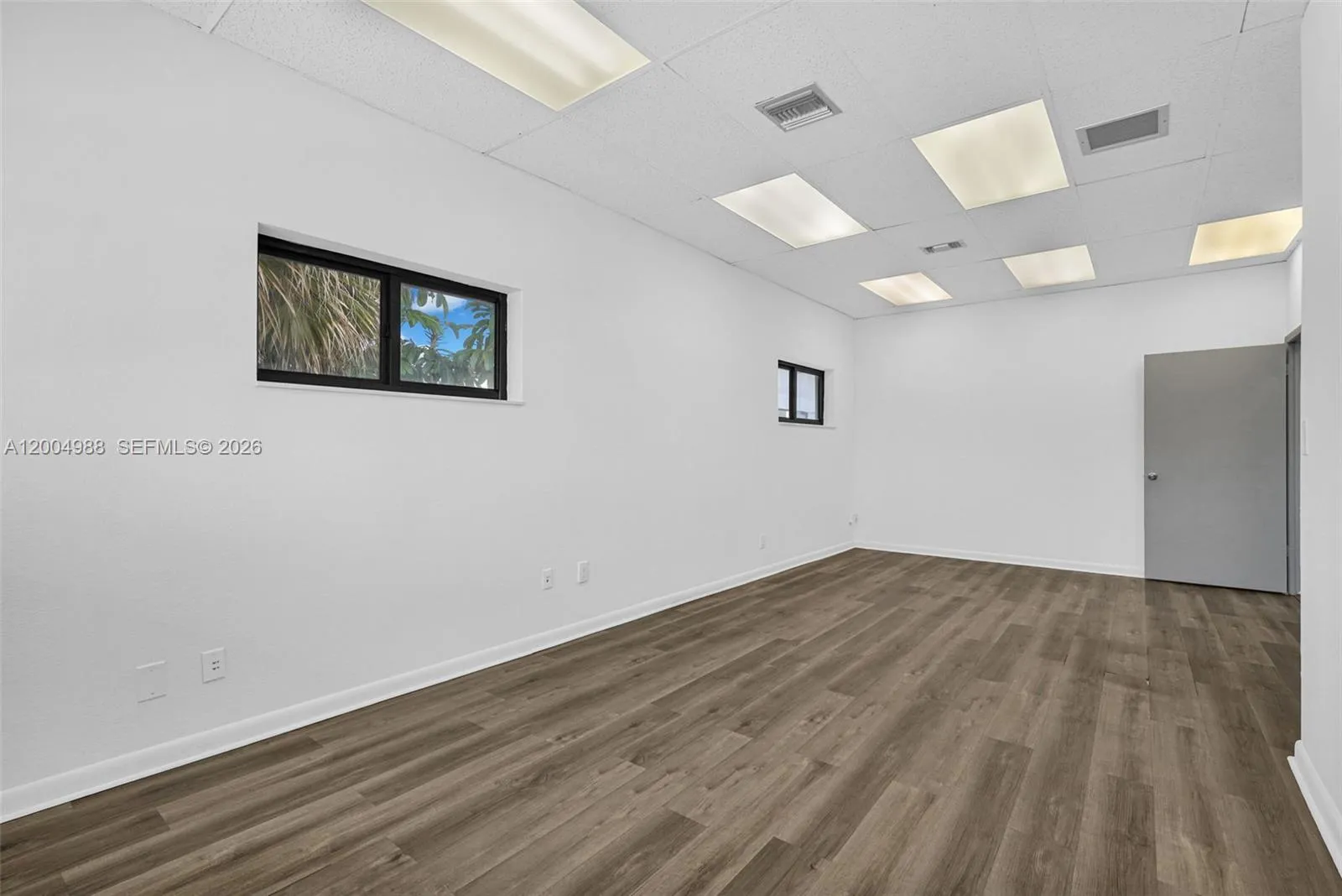 2640 Hollywood Blvd 200, Hollywood, Florida 33020, Hollywood, Florida 33020, ,Commercial Lease,For Rent,2640 Hollywood Blvd 200, Hollywood, Florida 33020,A12004988