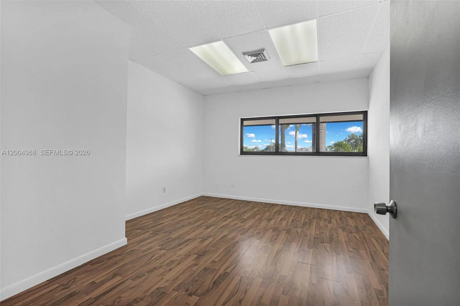 2640 Hollywood Blvd 200, Hollywood, Florida 33020, Hollywood, Florida 33020, ,Commercial Lease,For Rent,2640 Hollywood Blvd 200, Hollywood, Florida 33020,A12004988